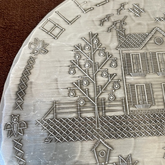 Wendell August Collectible Trivet - Picture 4 of 6